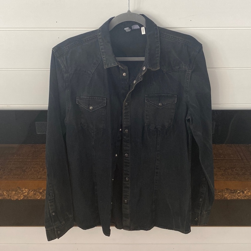 Men’s Dark Wash Jean Jacket from H&M